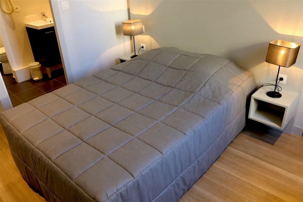 Фото Hotel du Theatre