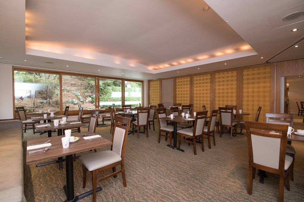 Фото Regency Park Hotel