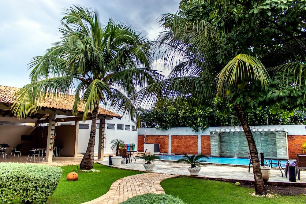 Фото Delcas Hotel