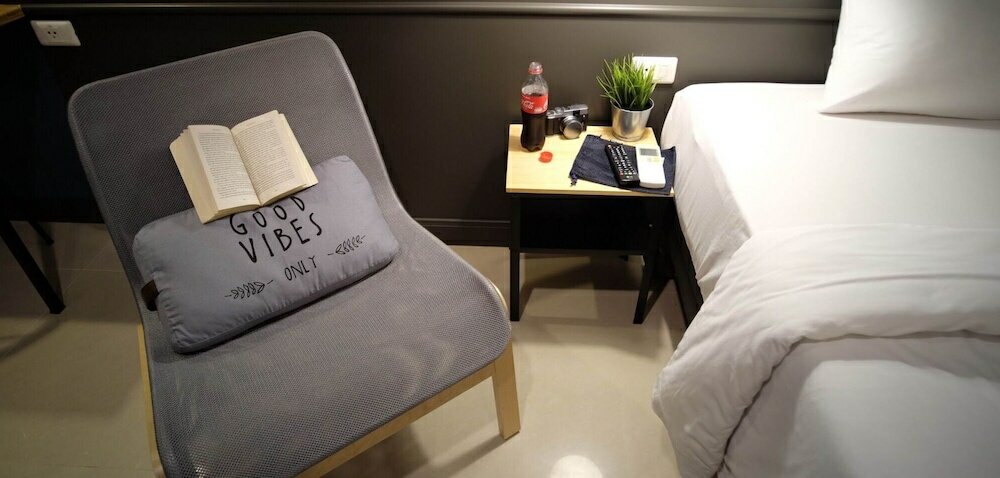 Фото Tharapark View Hotel