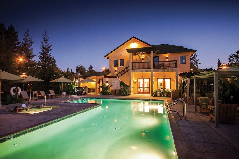 Фото Wine & Roses Hotel Restaurant SPA