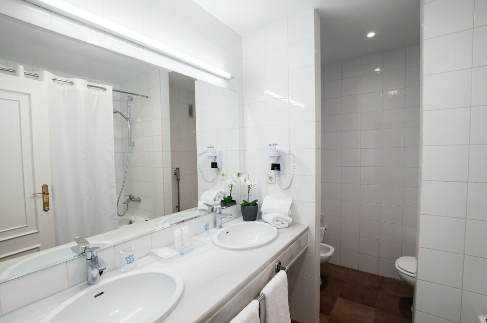 Фото Occidental Puerto Banús