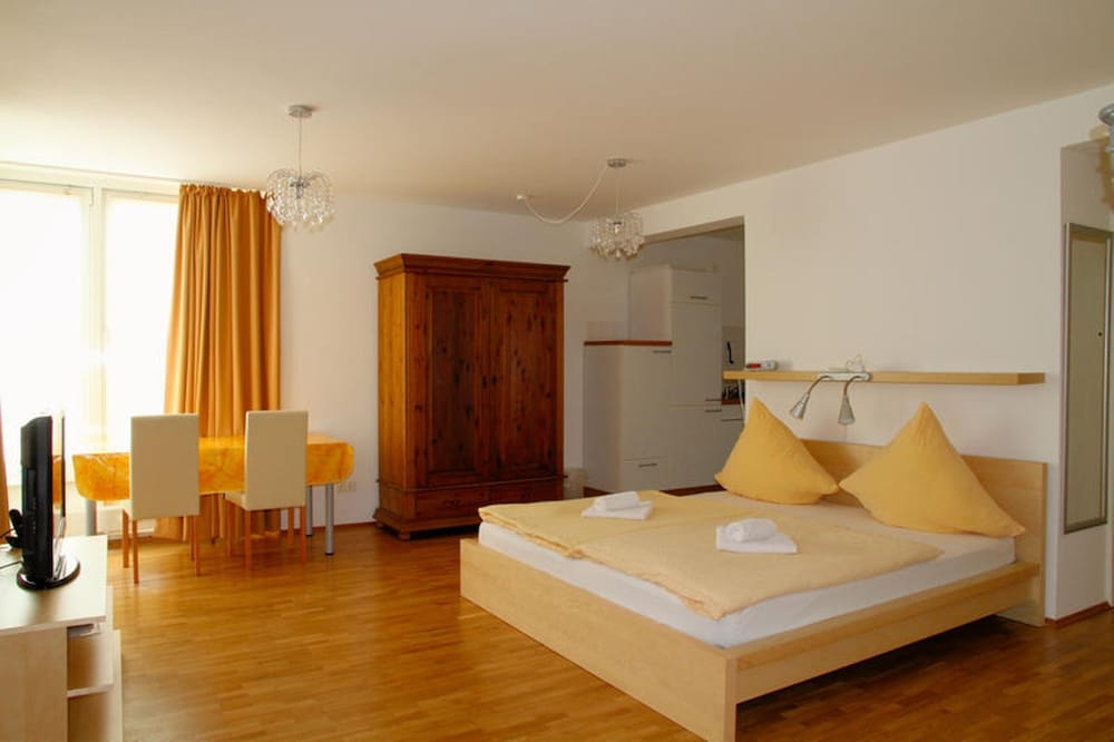 Фото Hotel Avalon