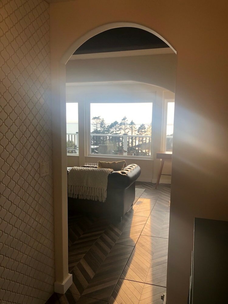 Фото Seafoam Lodge