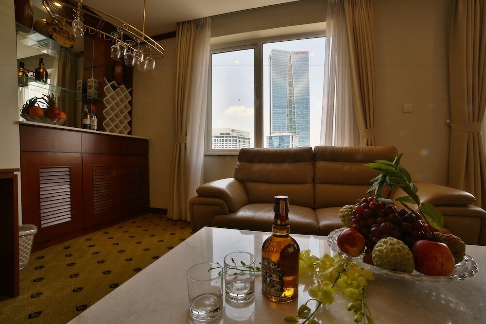 Фото Sunny Hotel 1