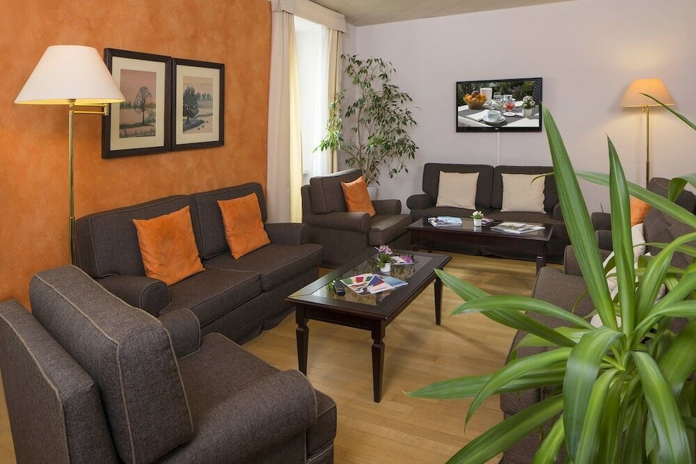 Фото Hotel Du Lac Locarno