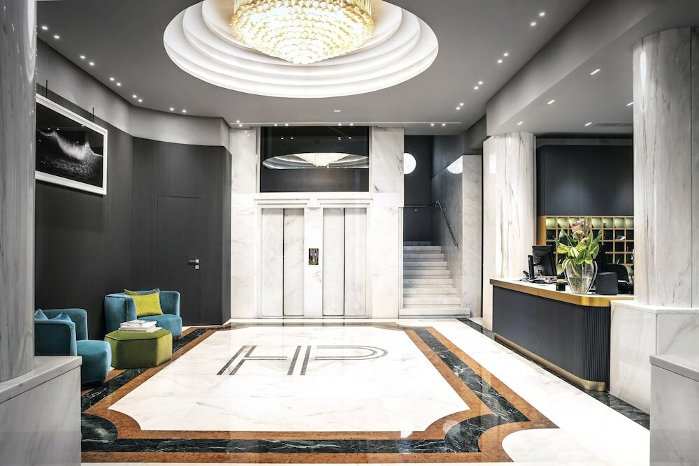 Фото Plaza e de Russie