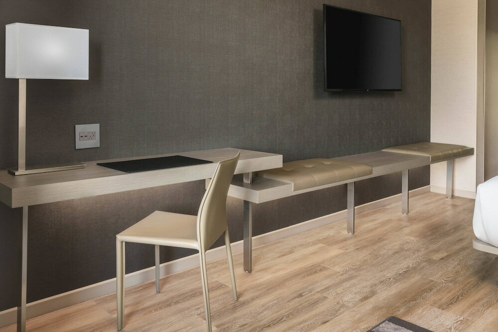 Фото Ac Hotel by Marriott Scottsdale North