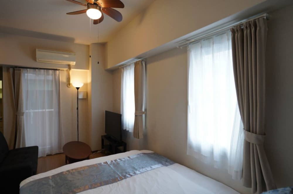 Фото Osaka Yodoyabashi House