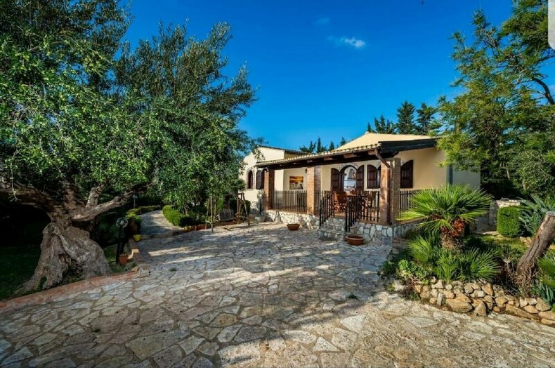 Гостиница Sc035 Villa Sun Eden