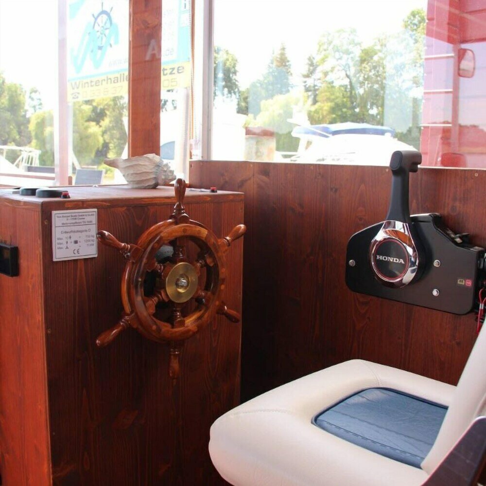 Фото Hausboot Neustrelitz am Zierker See