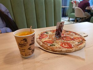 Italian Pizza (40 Let Oktyabrya Street, 20) ، مقهى