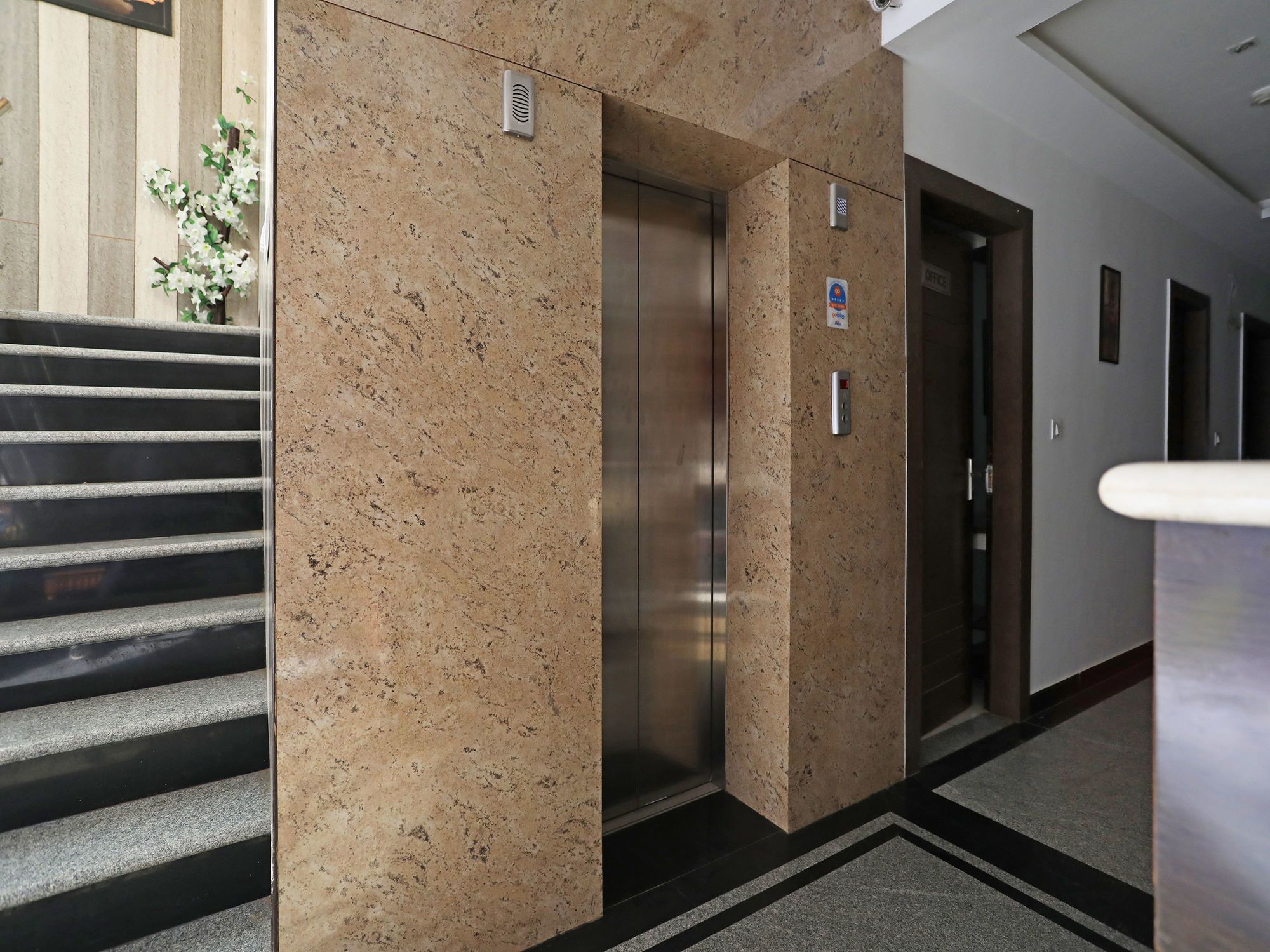 Фото Oyo 10454 Hotel Riviera