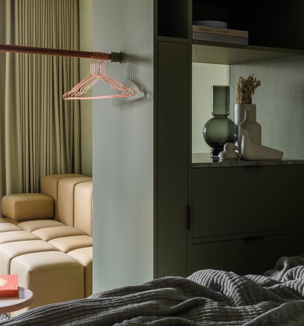 Фото Locke At Broken Wharf