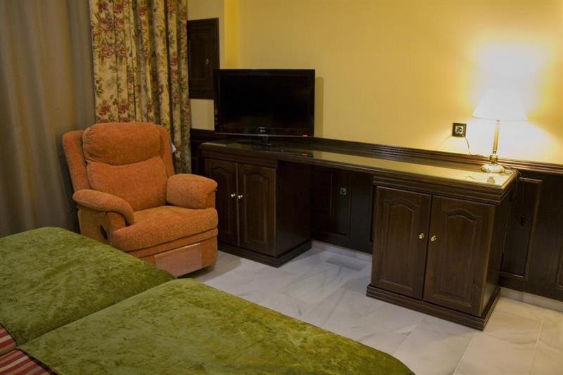 Фото Hotel Las Acacias