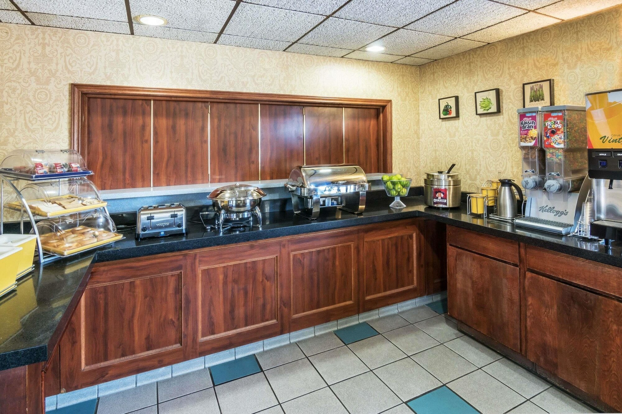 Фото Days Inn by Wyndham Killeen Fort Hood