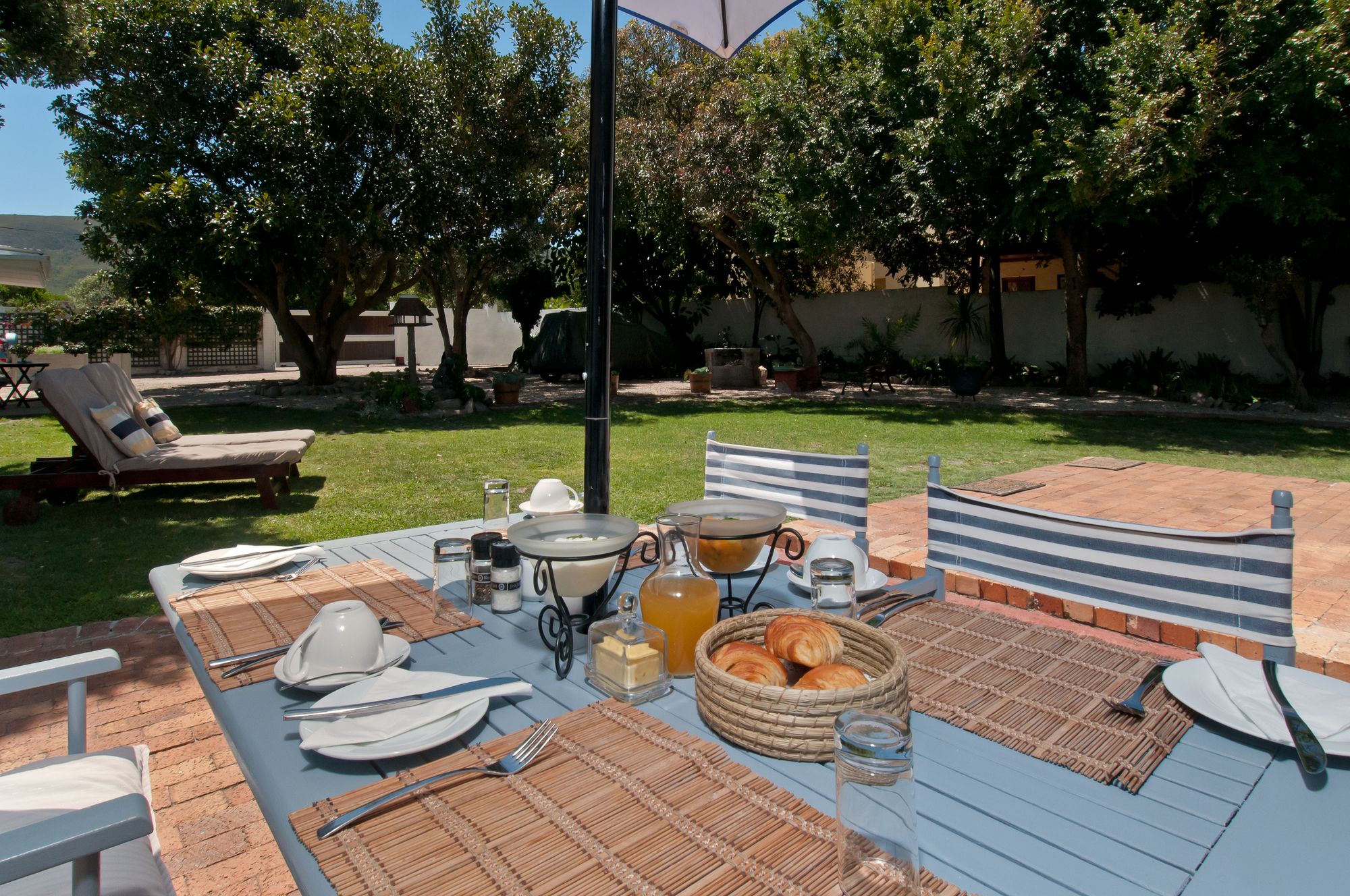 Фото Cliff Cottage