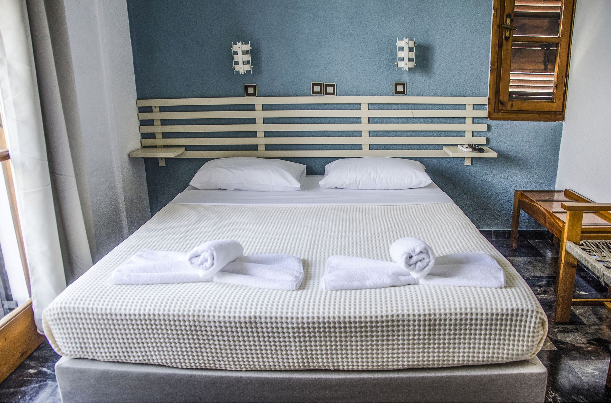 Фото Sunrise Apartments