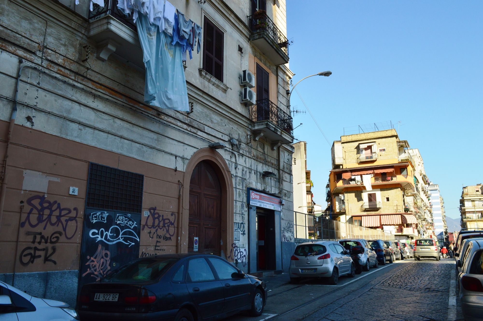 Фото Napoli Station B&b