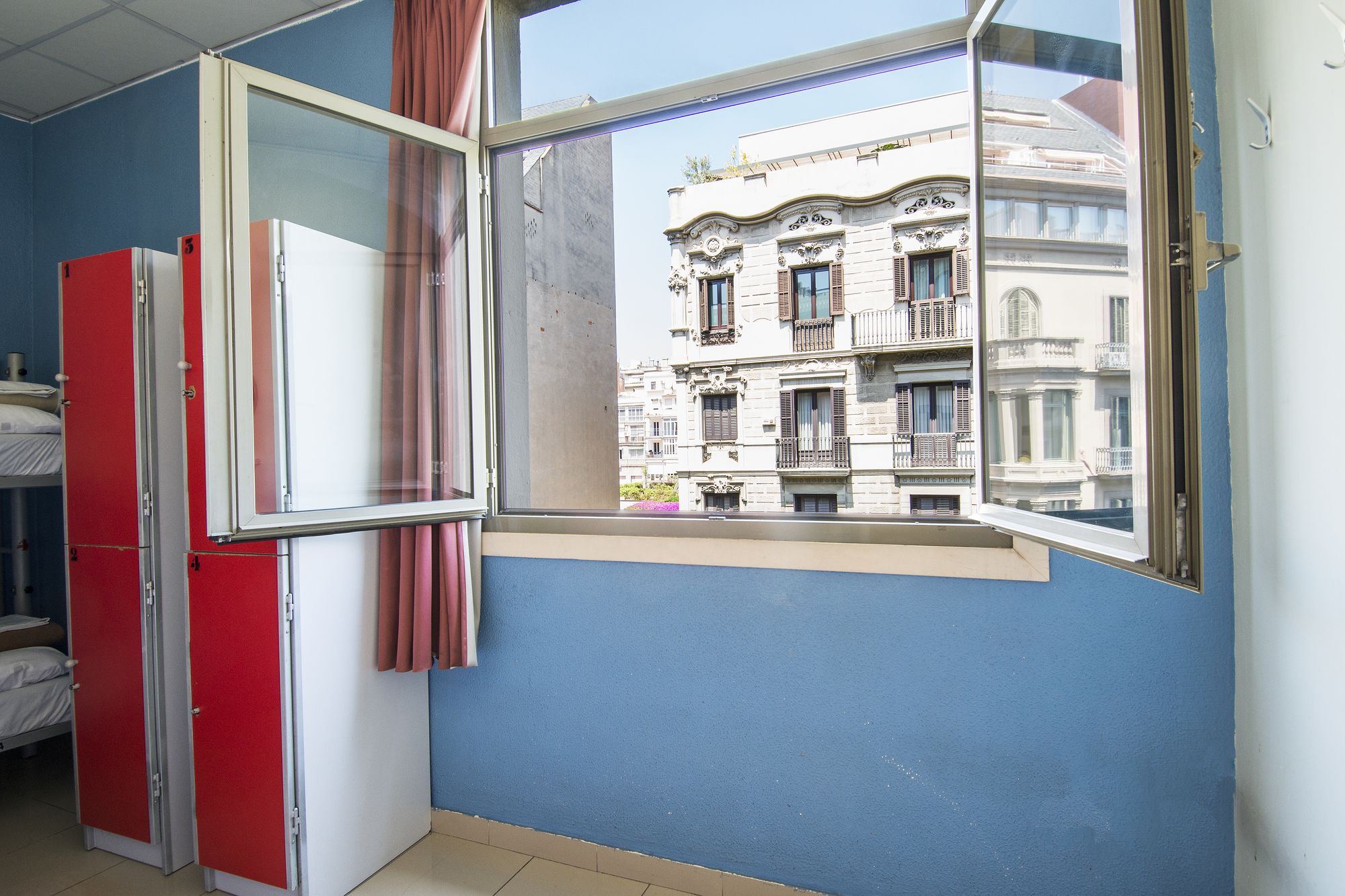 Фото Safestay Passeig de Gracia