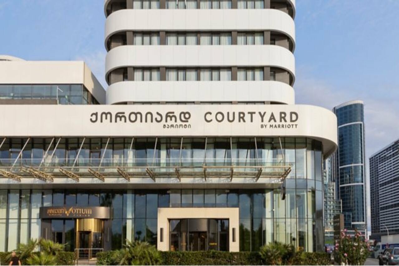 Фото отеля 2