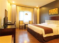 Фото Narita Hotel Surabaya