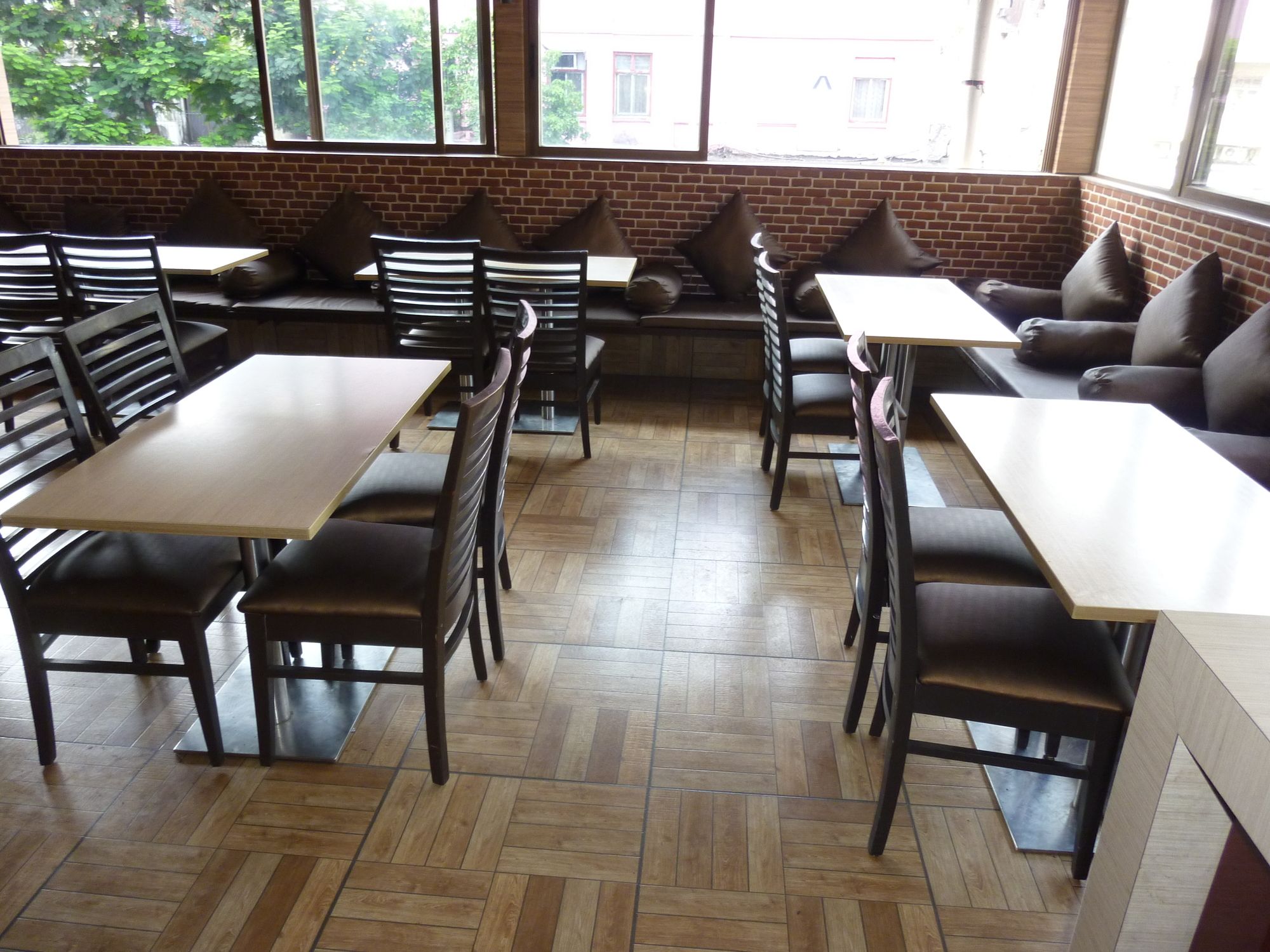 Фото Hotel Orient Palace