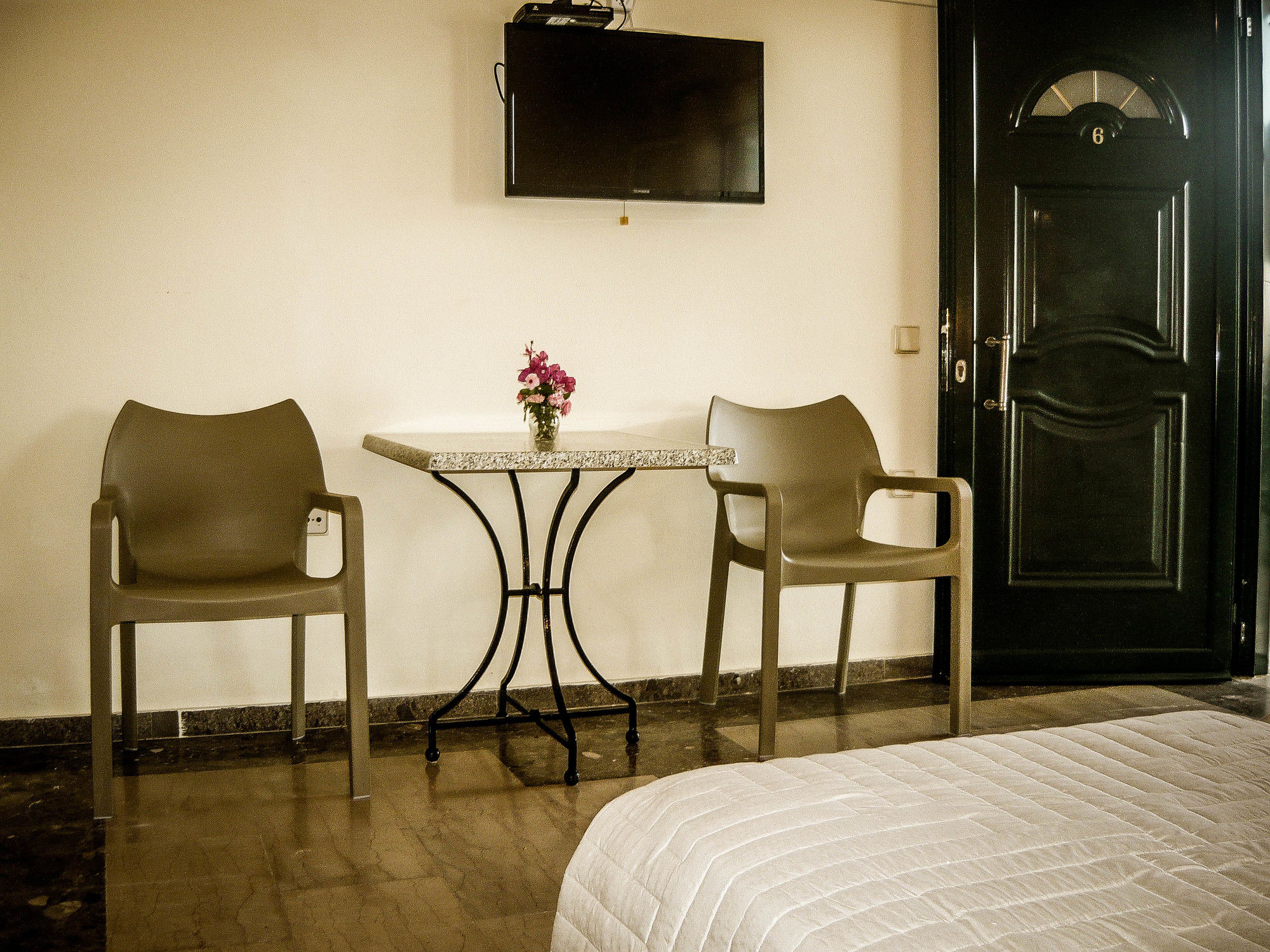 Фото Nissaki Bay