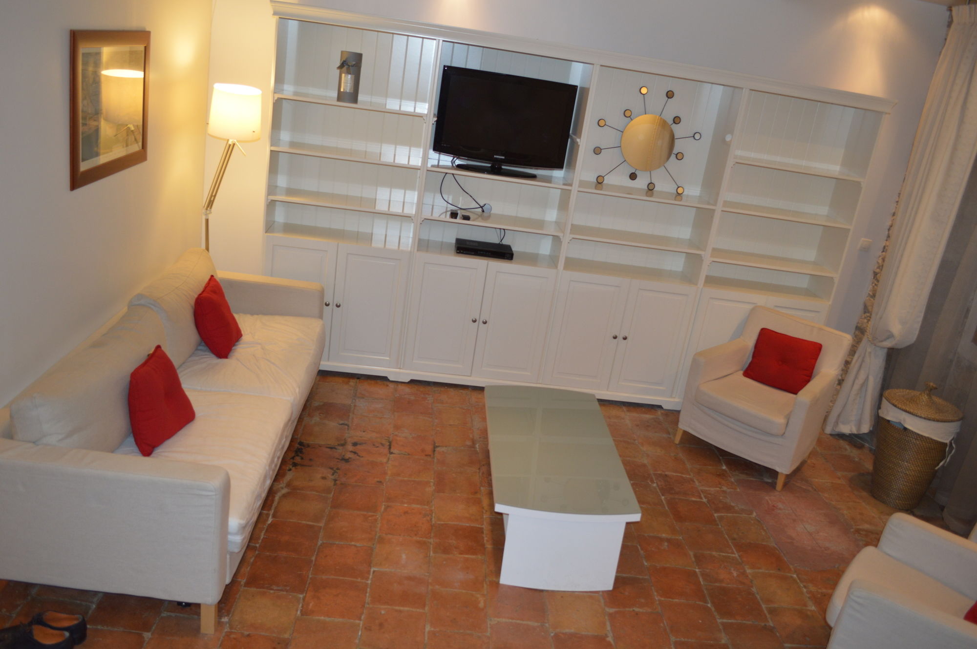 Фото Les Appartements du Vieux-Port