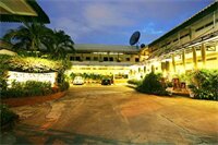 Фото Rajata Hotel