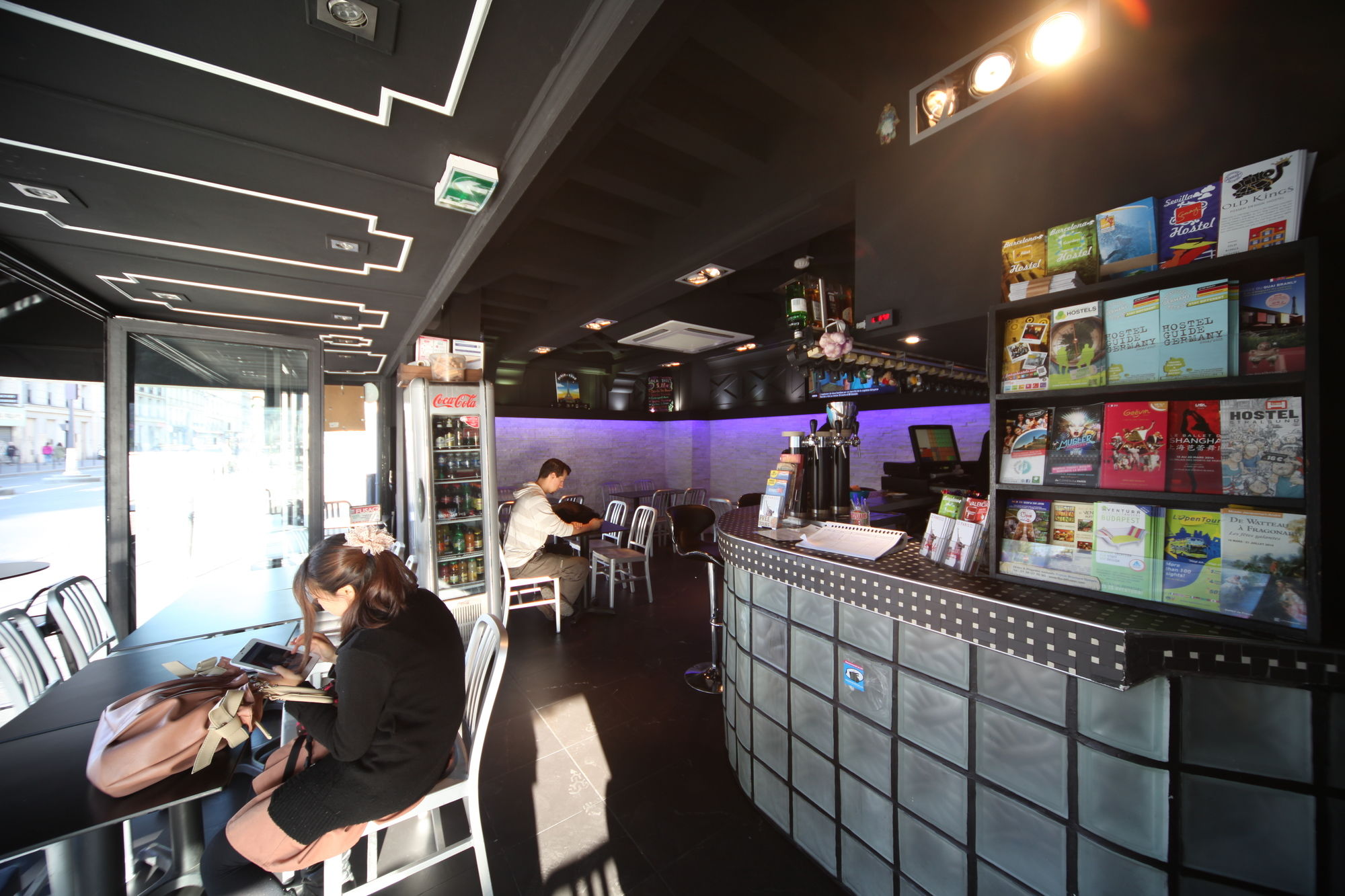 Фото Peace and Love Hostel - Hostel Paris