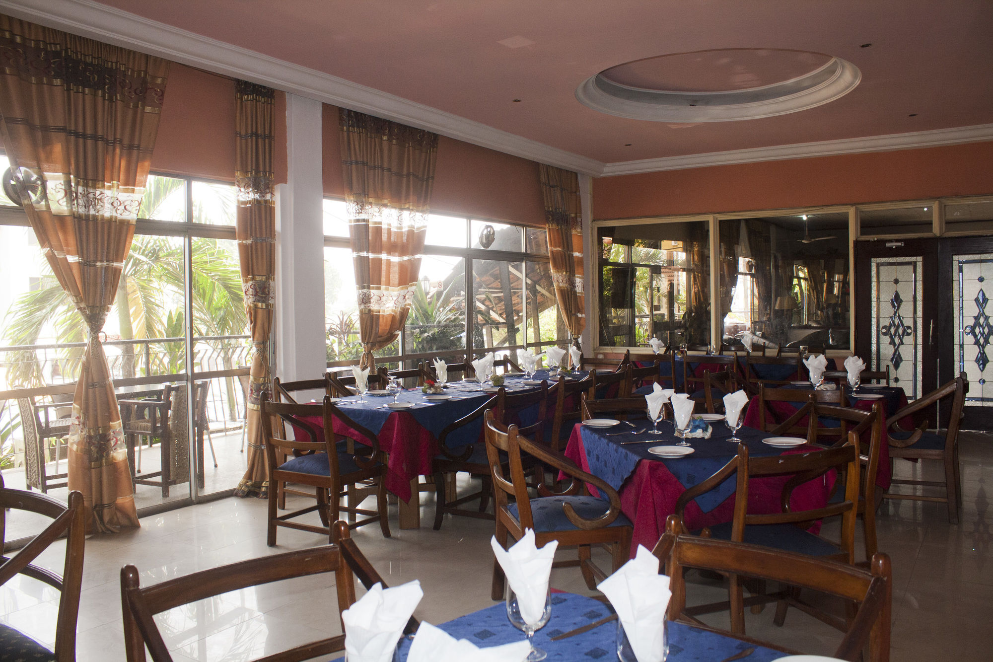 Фото Niagara Hotel