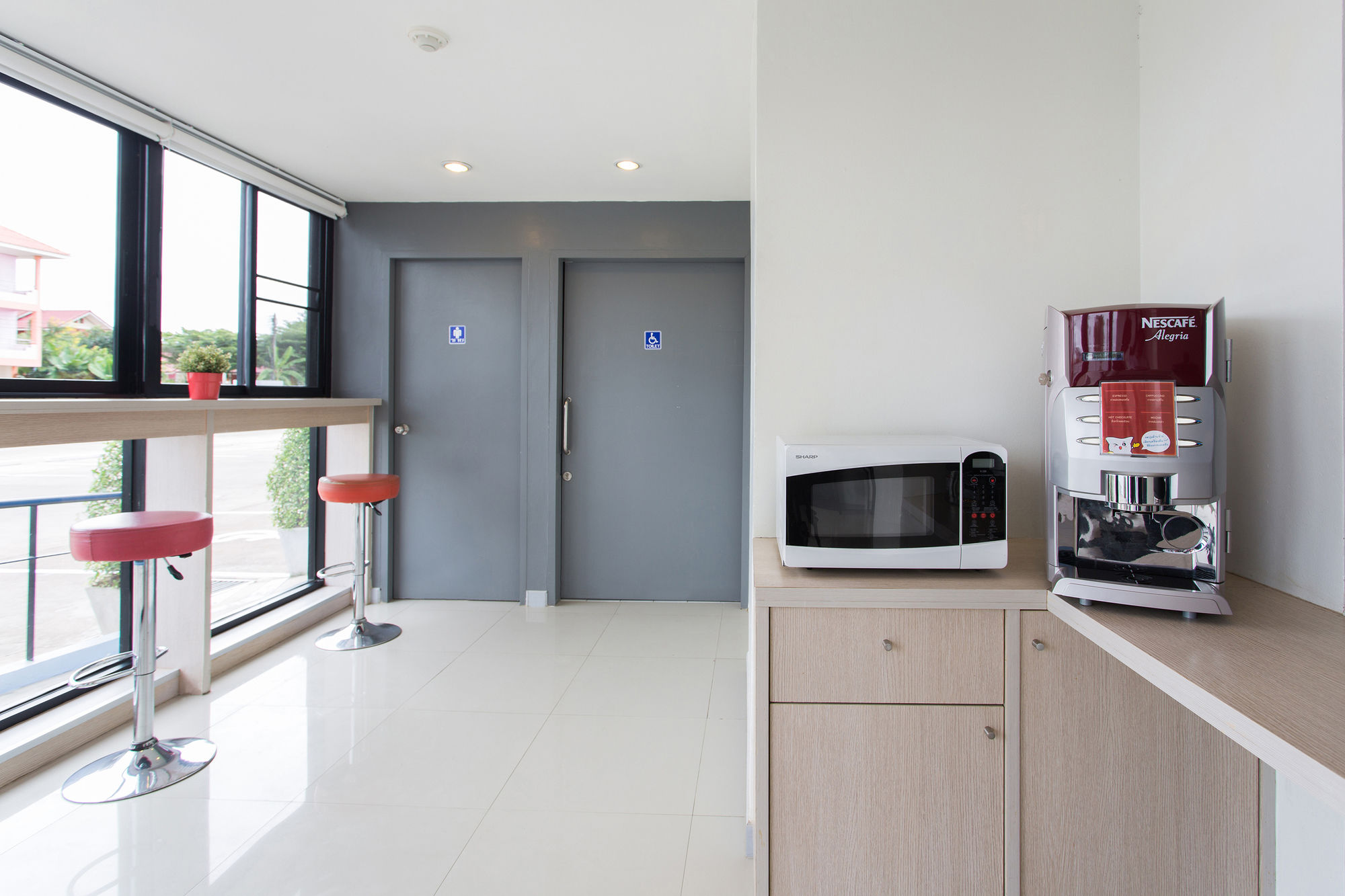 Фото Hop Inn Krabi