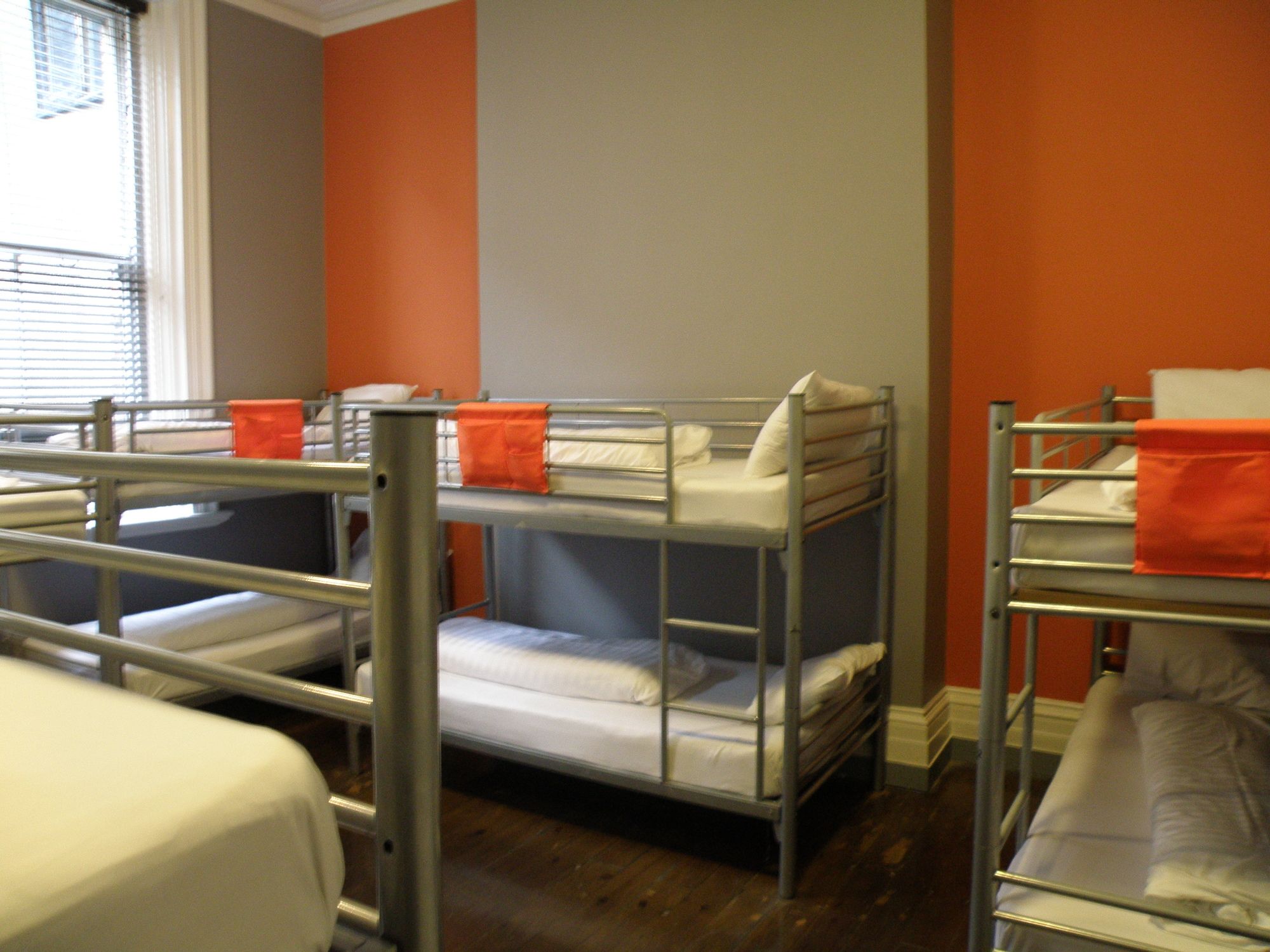 Фото Albatross Hostel