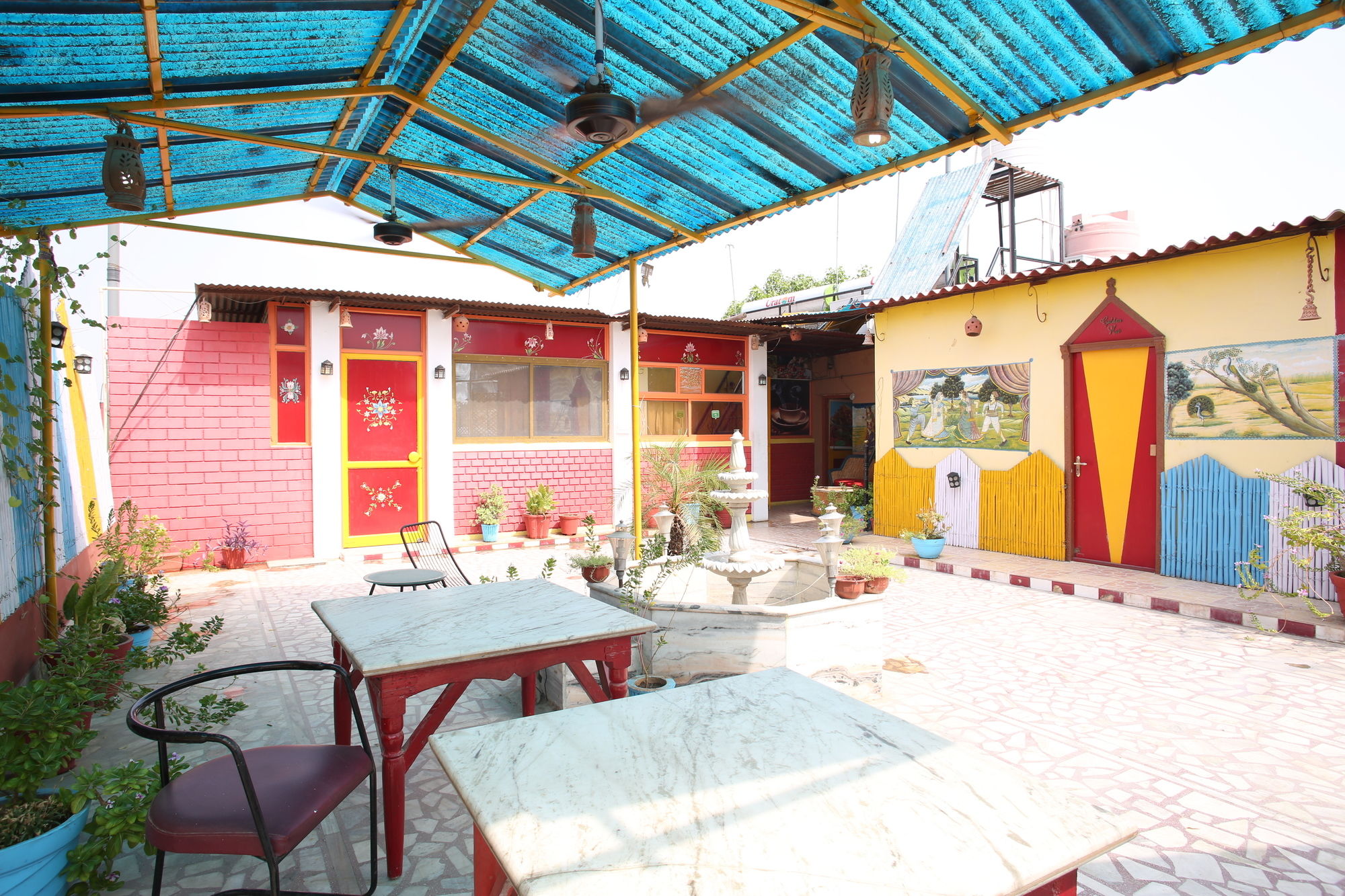 Фото Govind Hotel