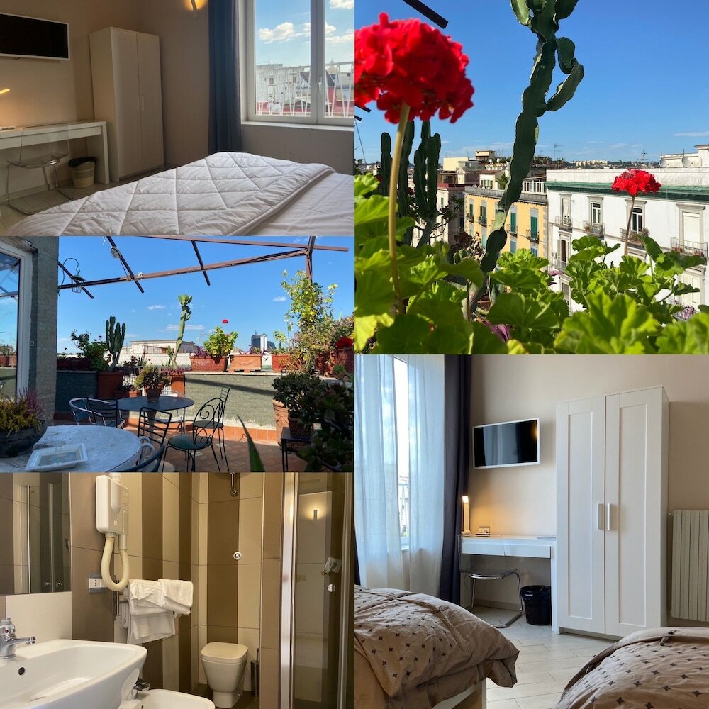 Фото отеля 2