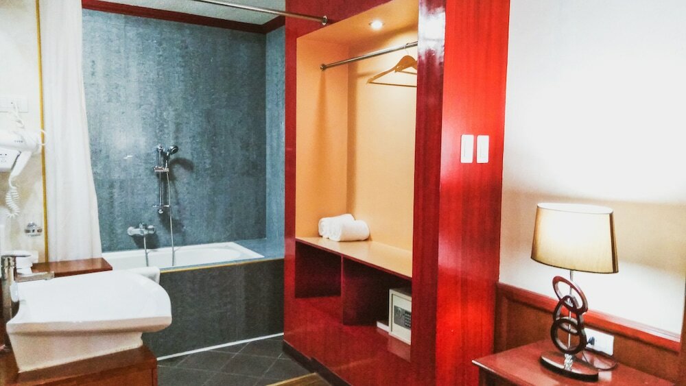 Фото Dulcinea Hotel and Suites