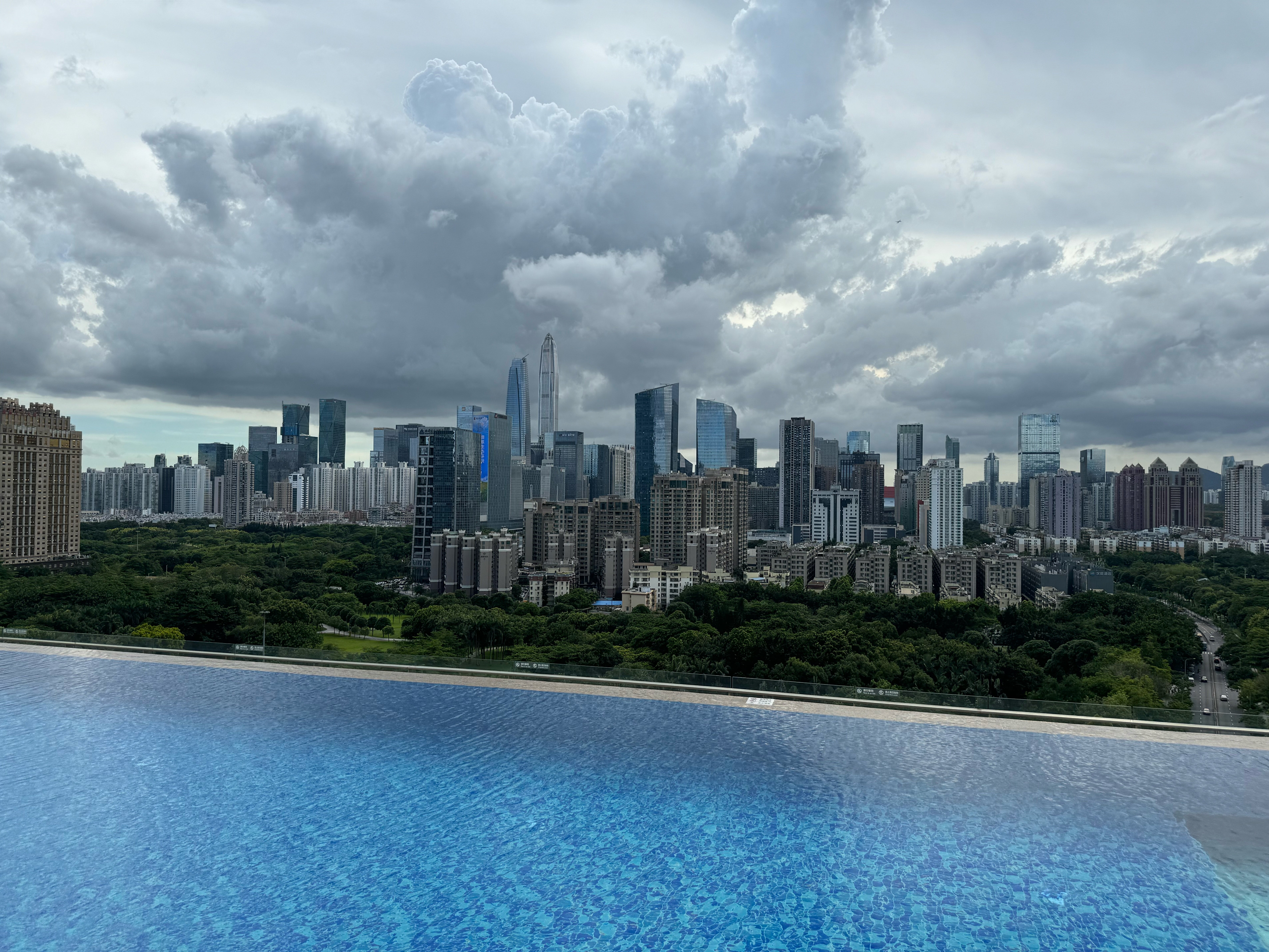 Фото Fraser Suites Shenzhen