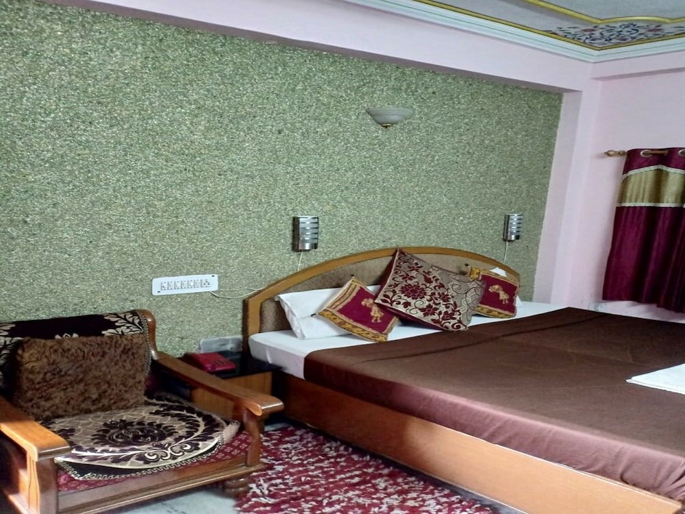 Фото Hotel Jai Maa Palace