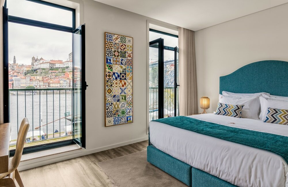 Фото 296 Heritage Apartments