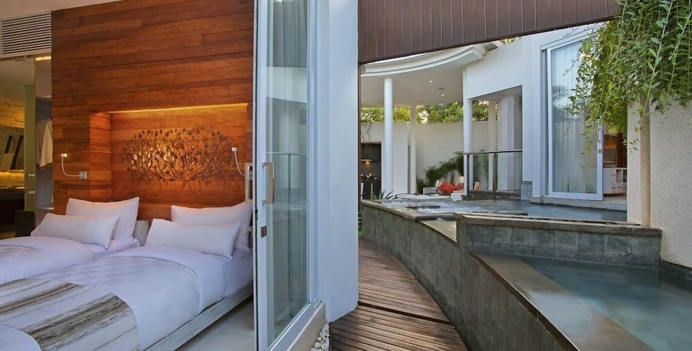 Фото Taman Mesari Luxury Villas-Seminyak