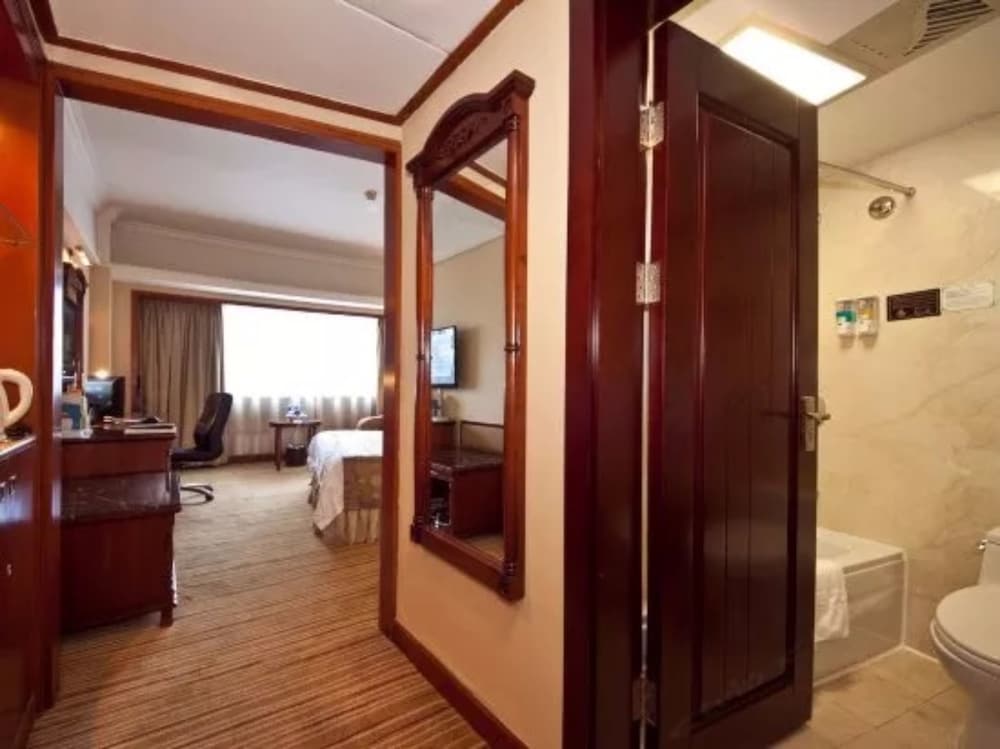 Фото Fujian Sunshine Holiday Hotel