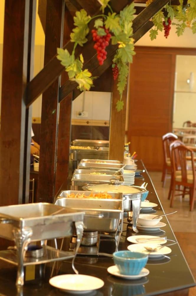 Фото Royal Lanna Hotel