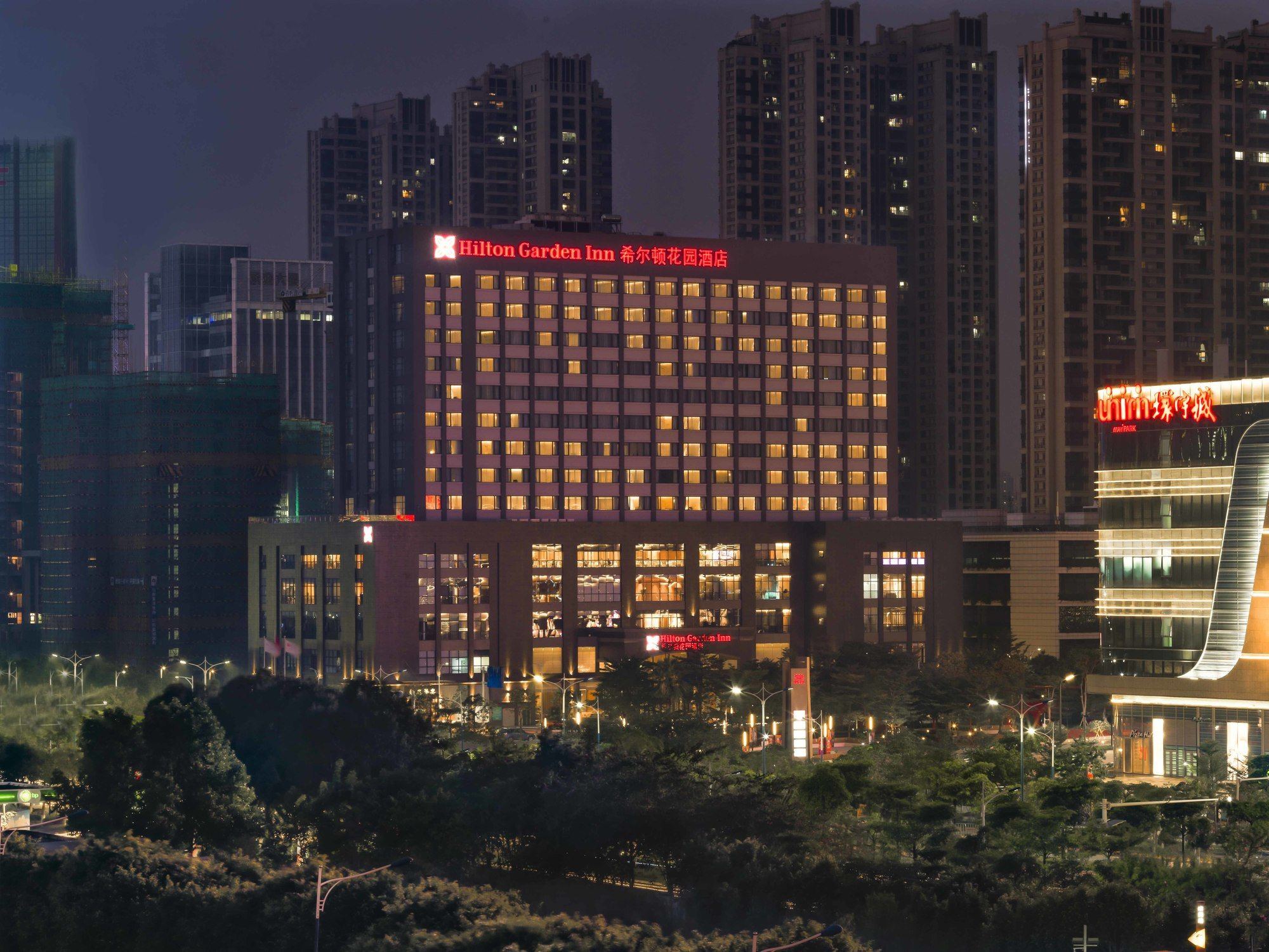 Фото Hilton Garden Inn Foshan