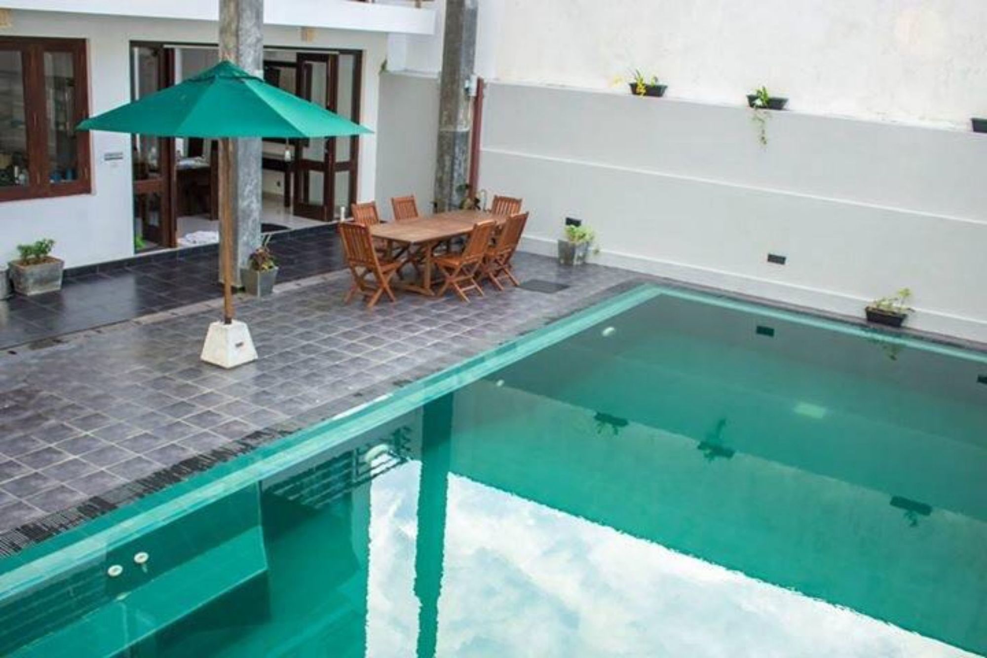 Фото Villa Upper Dickson