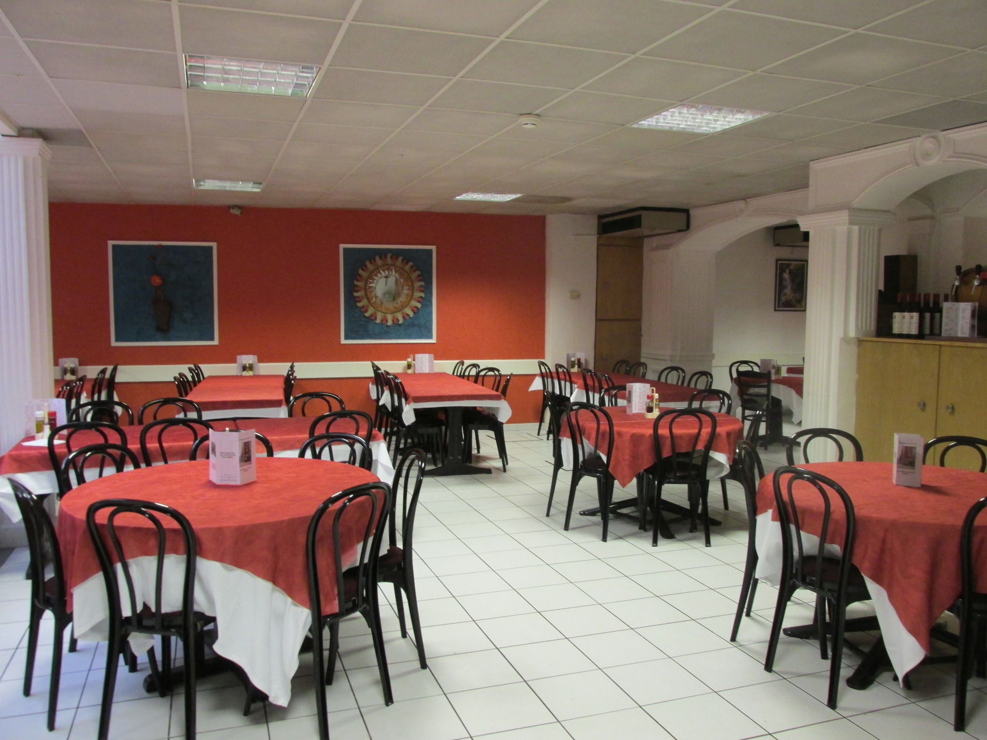 Фото Hôtel Estival Arriel