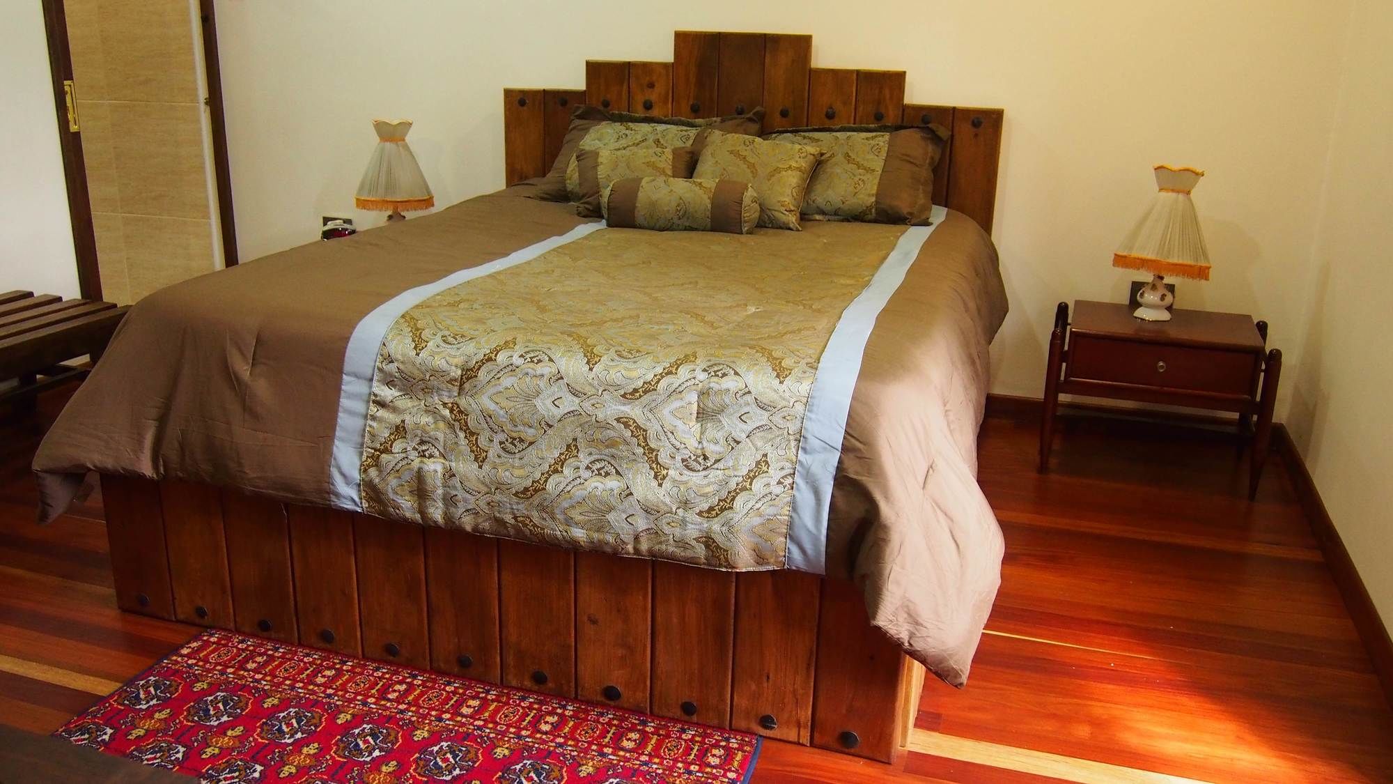 Фото Bogota Bed & Breakfast Inn