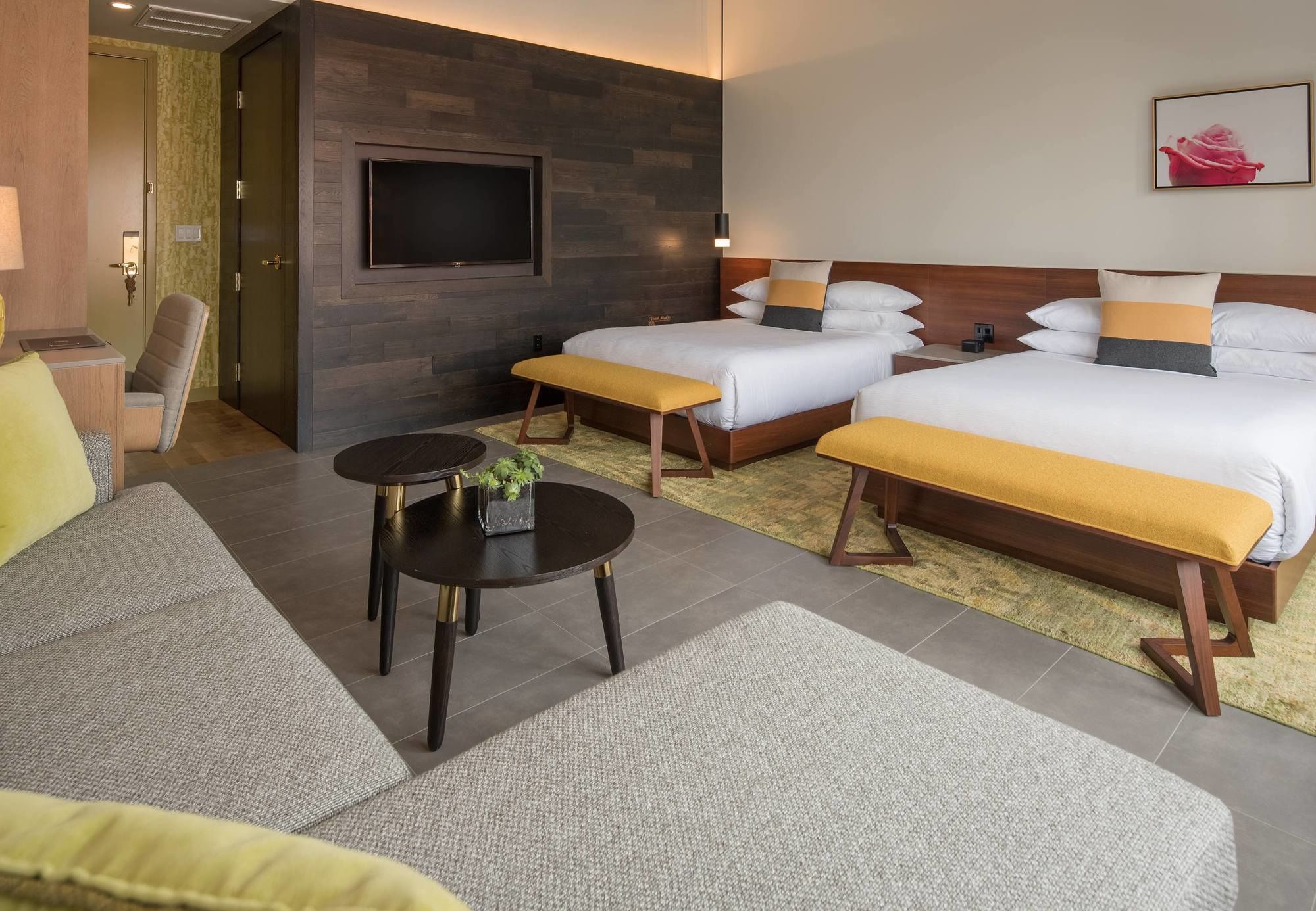 Фото The Hi-Lo, Autograph Collection