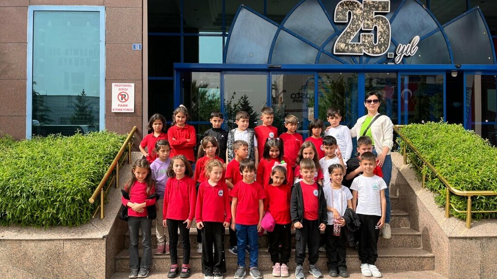 Primary school Leyla Sarigol Primary School, Kartepe, photo