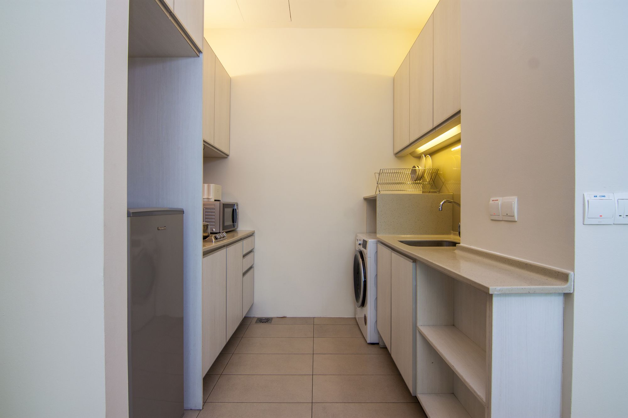 Фото Swiss Garden Residency 1